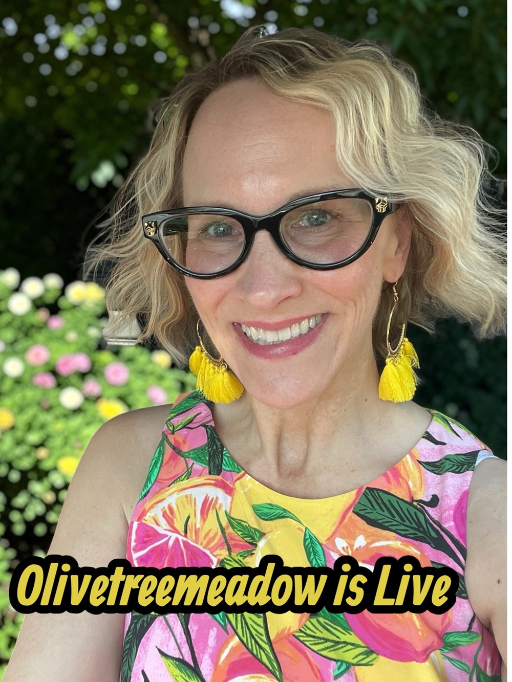 Olivetreemeadow Is Live! ❤️ This Listing For My Live Shows!